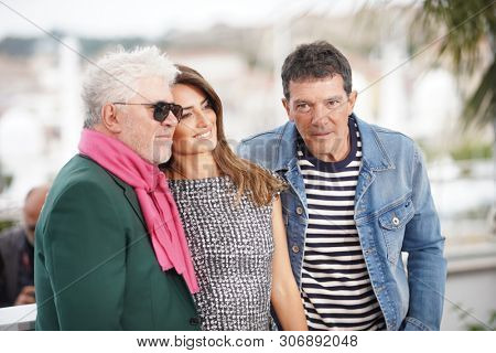 CANNES, FRANCE - MAY 18, 2019: Pedro Almodovar, Penelope Cruz and Antonio Banderas attend the photocall for 