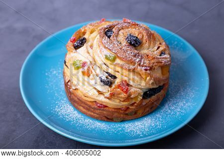 Craffin (cruffin) With Raisins, Nuts And Candied Fruits. Easter Bread Kulich. Easter Holiday. Close-