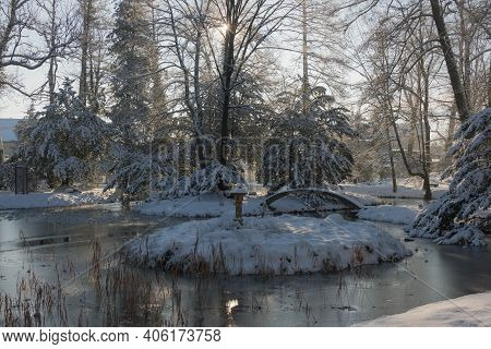 Winter Morning In The Manor Park In The Town Of Iłowa In Western Poland.
In The Town Of Iłowa, Locat