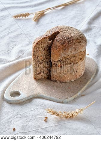 Dinkelbrot In German That Means Spelt Wholemeal Bread. The Wheat Alternative. Dinkel Or Spelt Is An 