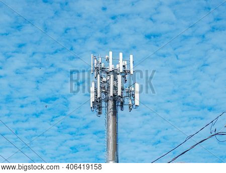 Single Cell Tower In New Orleans, Louisiana, Usa