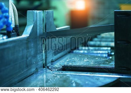 Band Saw Machine. Lodgment For Installing A Metal Blank.