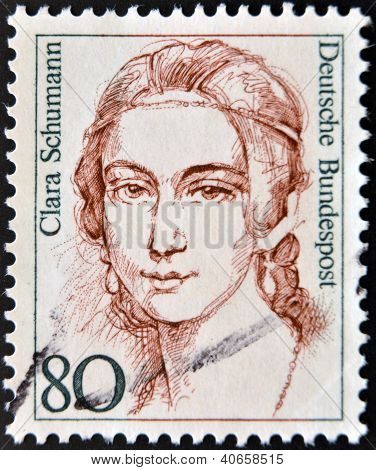 Un sello impreso en la Alemania muestra Clara Schumann pianista compositor