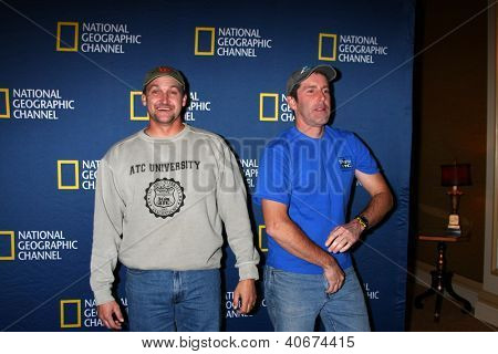 LOS ANGELES - JAN 3:  George Wyant, Tim Saylor arrives at the National Geographic Channels' 
