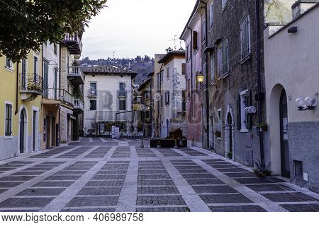 Torri Del Benaco, Italy - December 12 2020: On The Medium Veronese Coast Of Lake Garda, On The Borde