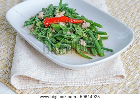 Stir-fried Chayote