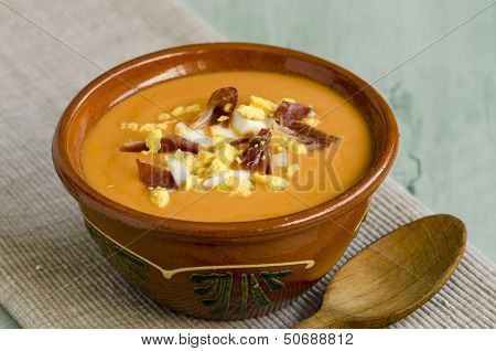 Spanish Cuisune. Salmorejo.