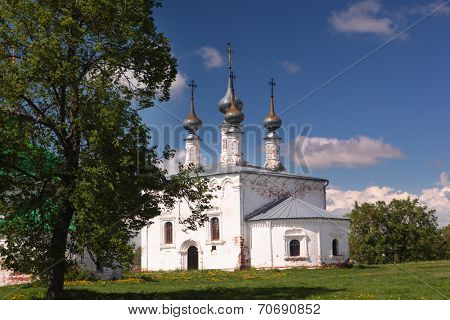 Church of the Entrance of the Lord into Jerusalem in Suzdal, Russia. The church was built in 1707