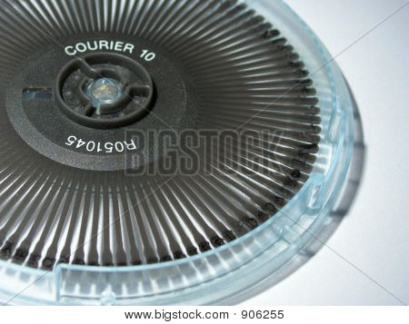 Courier 10 fontti