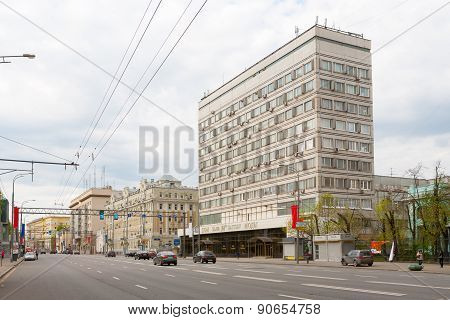 Slava Zaitsev Fashion House In Prospect Mira Street