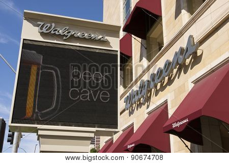 A walgreens store and sign on the Las Vegas strip.