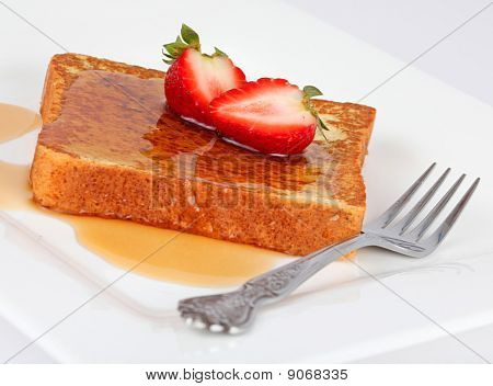 ขนมปังฝรั่งเศสและ Starwberries