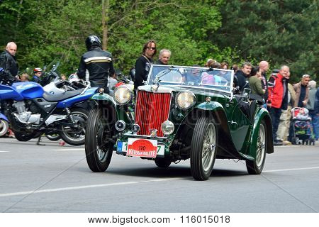 Vintage Car