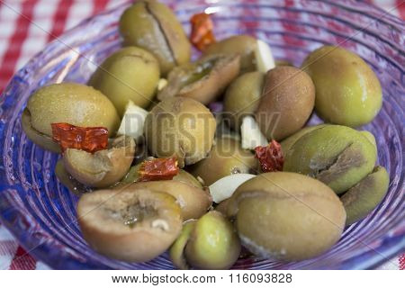 Green Olives With Hot Pepper And Garlic