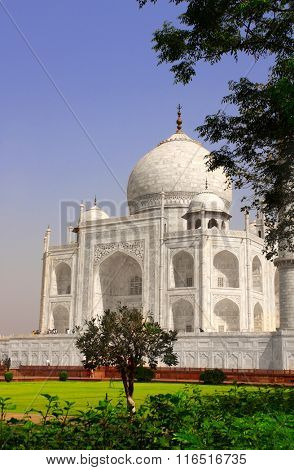 Famous Taj Mahal mausoleum in Agra, India