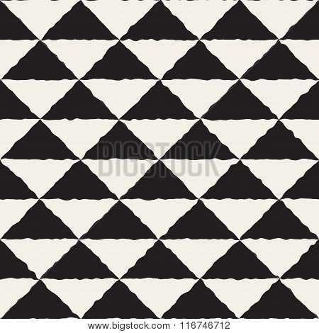 Vector Seamless Black And White Hand Painted Line Geometric Triangles Checker Pattern