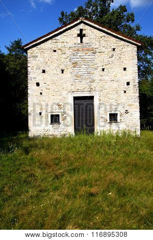 Italy  Lombardy     In  The Arsago Seprio Old   Church  Closed Brick   Step