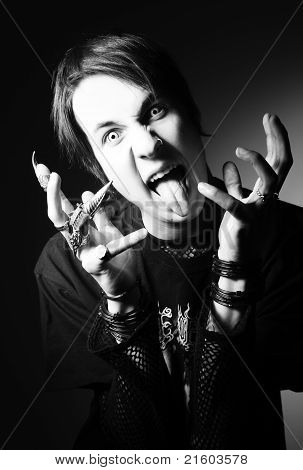 Sort metal crazy