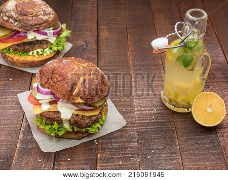 The freshest cheesburger made from natural ingredients and according