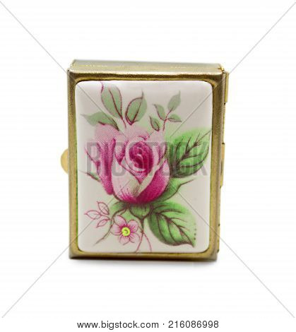 porcelain jewelry box, a small gold snuff box insulation