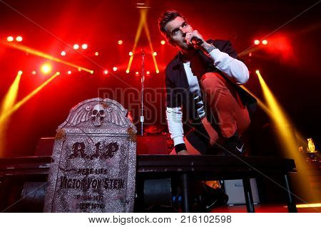 HUNTINGTON, NY-OCT 31: Singer Nick Hexum of 311 performs onstage at the Paramount on October 31, 2017 in Huntington, New York.
