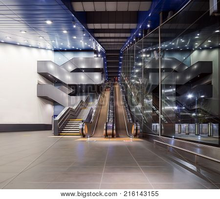 Reading, UK. 27th August 2017. The modern foyer and northern station entrance of Reading station, a large transport hub in southern England.