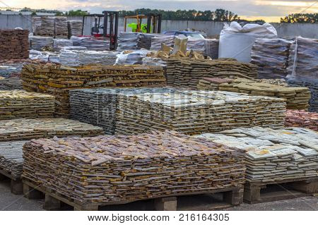 decorative building stone on a pallet can be used for advertising.