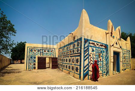 Exterior view to Dosso sultan residence and portrait of sultans guard in national uniform 30 september 2017 Niger