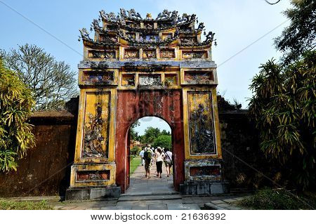 Složené Imperial City Gate