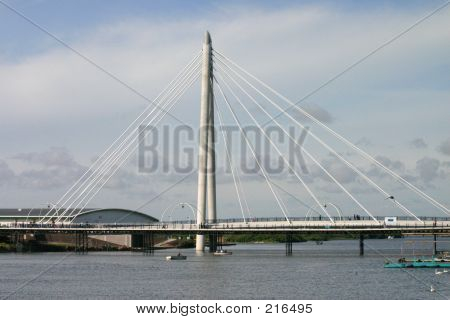 Moderno puente