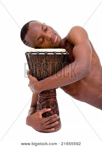 Spící muž s africký buben