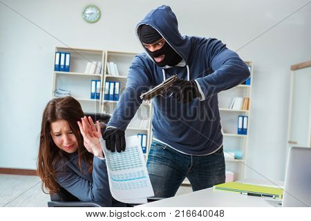 Criminal taking businesswoman as hostage in office