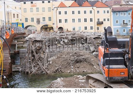 Gmunden, Austria July 21, 2017: Building Site Of The Bridge To Gmunden, Across The River Traun