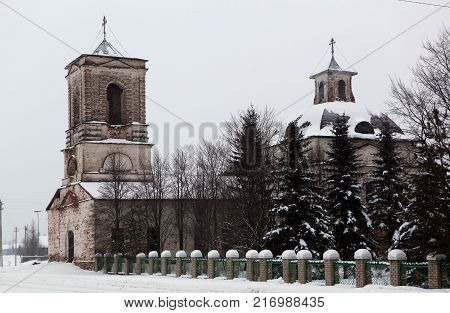 To destroy the church in the village of Smets, Verhovazhskogo District, Vologda Region, Russia