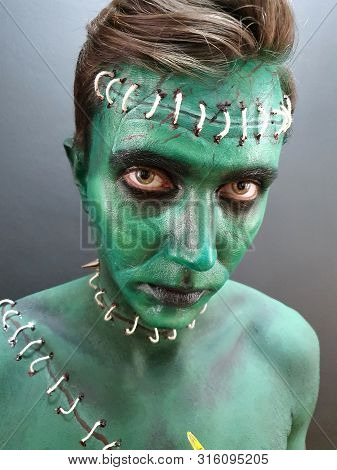 Frankenstein Body Painting Halloween Costume Special Effects