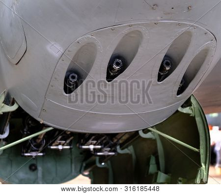 Fopur 20mm Cannon Installation On British Second World War Mosquito Night Fighter.