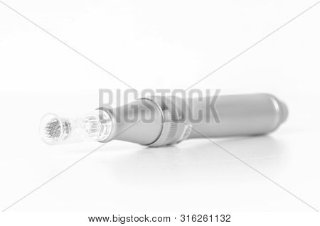Dermopen Dermis Stamp Electric Pen Health Device
