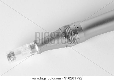 Dermopen Dermis Stamp Electric Pen Health Device