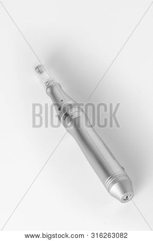 Dermopen Dermis Stamp Electric Pen Health Device