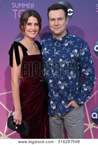 LOS ANGELES - AUG 05:  Cobie Smulders and Taran Killam arrives for the ABC's Summer TCA All Star Party on August 05, 2019 in West Hollywood, CA                