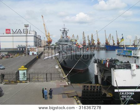 Ukraine, Odessa, Maritime Station, May 9, 2010, The Large Landing Ship Caesar Kunikov, Russia, Moore