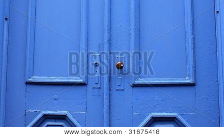 Portes bleues
