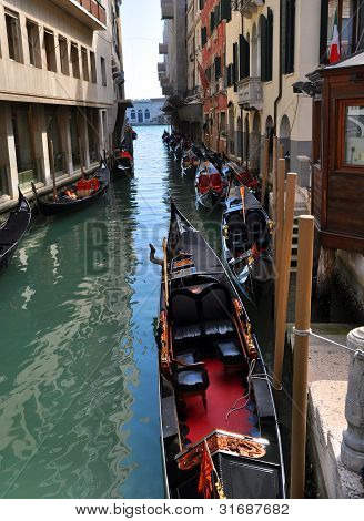 Rio su kanal Venezia