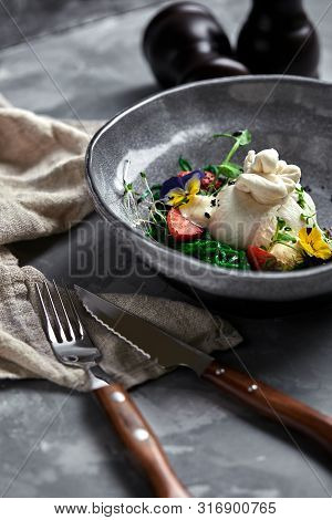 Burrata Salad With Strawberries And Seaweed, On A Gray Background. Salad With Buratta Cheese On A Gr