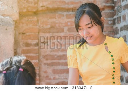 Mingun-myanmar, January 20, 2019 : Unidentified Tourists Come To Visit And Take Photographys At The