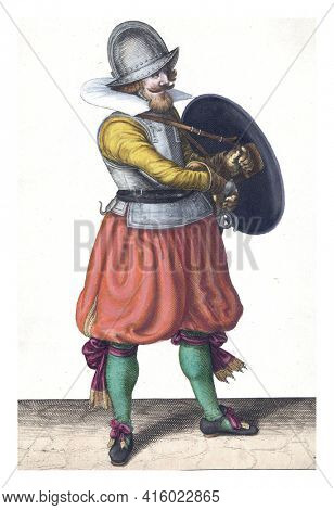 The exercise with shield and spear: the soldier pulls his rapier from behind his shield, vintage engraving.
