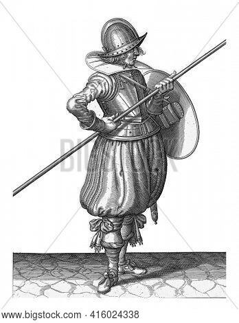 The exercise with shield and spear: the soldier brings in two during the spear in position for towing, first movement, vintage engraving.