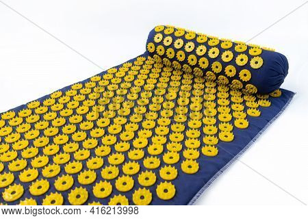 Massage Acupuncture Mat With A Roller, Kuznetsovs Applicator