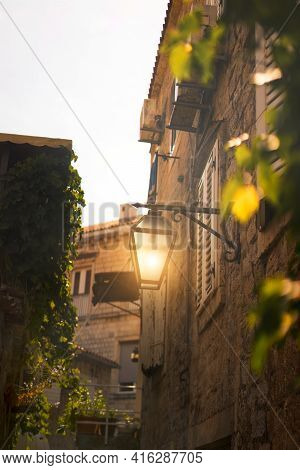 Stown Street In The Old Town. Traditional Mediterranean Narrow Street. European Travel. Famous Popul