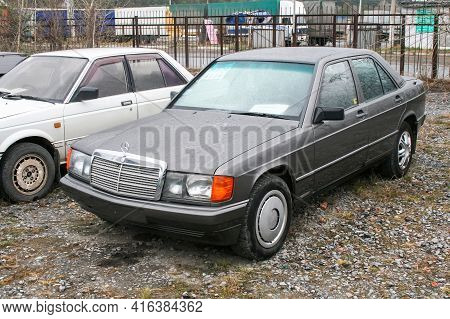 Yuruzan, Russia - May 2, 2008: Old German Sedan Mercedes-benz 190e (w201) In The City Street.